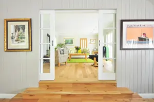 how to install wainscoting